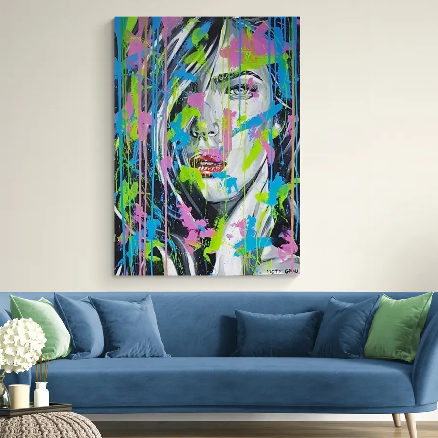 מוזה צבעונית