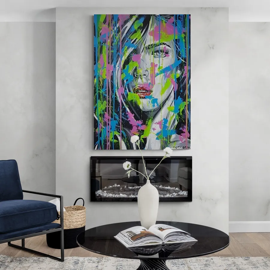 מוזה צבעונית